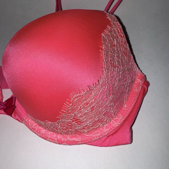 Victoria's Secret Women Bra 32C Pink Very Sexy Push Up Lace Underwire - Picture 2 of 6